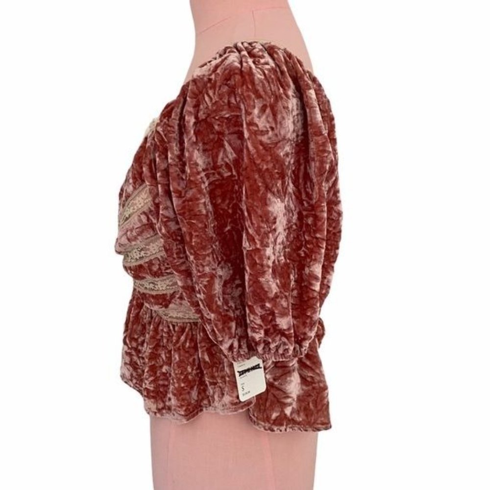 Free People Yours Truly Velvet Top Size Small NWT - Picture 7 of 11